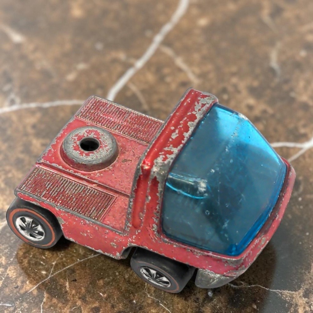 VTG Hot Wheels The Heavyweights Tow Truck 1969 Redline Diecast Car Red Hong Kong